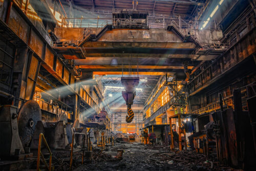 Кто вновь шагает первым